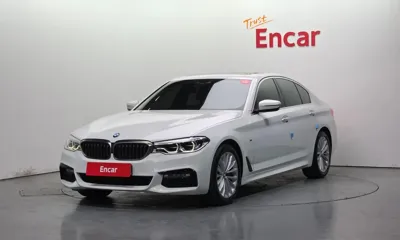 BMW 5-Series · 2018 год