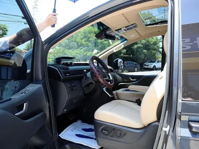 Hyundai Staria 2024, 23239 км, за 31500000 KRW - фото 6