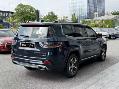 Jeep Commander PHEV 2020, 60000 км, за 63000 CNY