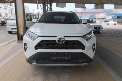 Toyota RAV4 2022, 45500 км, за 113296.14 CNY