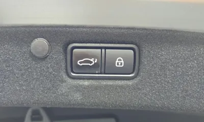 Hyundai Grandeur 2018, 133153 км, за 15700000 KRW - фото 34