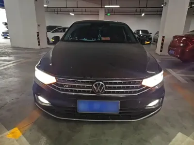 Volkswagen Magotan 2023, 64900 км, за 115100 CNY - фото 3