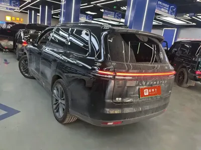 Leapmotor Leapmotor C16 2025, 3200 км, за 159800 CNY