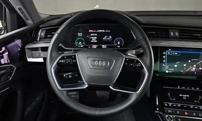 Audi e-tron 2022, 41004 км, за 46500000 KRW - фото 13
