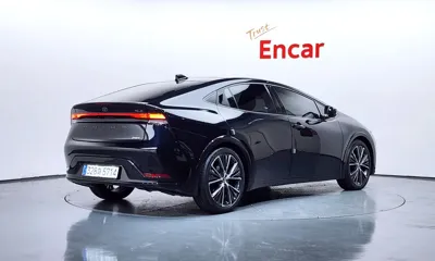 Toyota Prius 2024, 8463 км, за 34990000 KRW