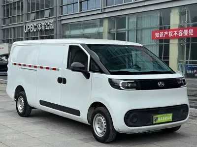 大通 V1 2024, 81000 км, за 68800 CNY
