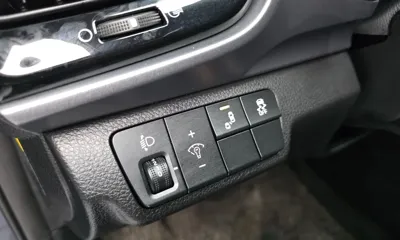 Kia Stonic 2018, 46766 км, за 11500000 KRW - фото 18