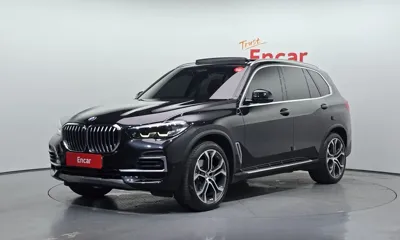 BMW X5 · 2022 год