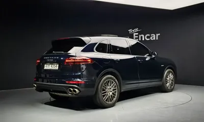 Porsche Cayenne 2015, 117245 км, за 42500000 KRW
