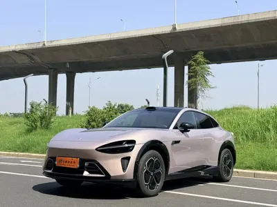 Xiaomi 小米YU7 · 2025 год
