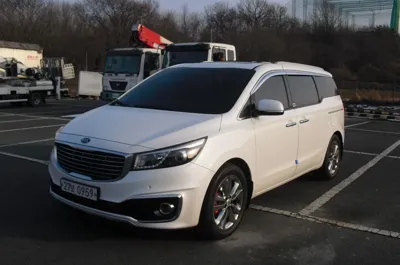 Kia Canival · 2016 год