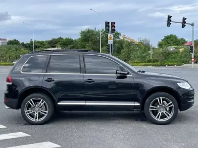 Volkswagen Touareg 2007, 180000 км, за 20700 CNY
