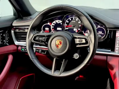 Porsche Panamera 2021, 80000 км, за 658000 CNY - фото 16