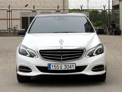 Mercedes-Benz E-Class · 2016 год