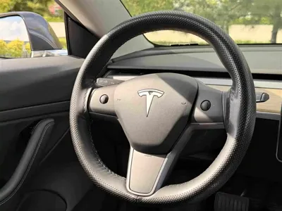 Tesla Model 3 2020, 34000 км, за 119800 CNY - фото 8
