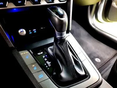 Hyundai Avante 2020, 90253 км, за 12000000 KRW - фото 9