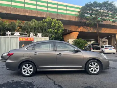 Nissan Sylphy 2012, 120000 км, за 16900 CNY