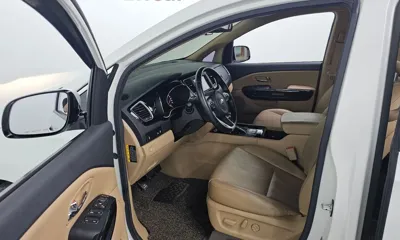 Kia Canival 2017, 115818 км, за 11000000 KRW - фото 10