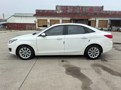 Ford Escort 2015, 100000 км, за 19800 CNY