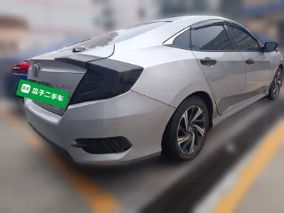Honda Civic 2016, 92000 км, за 60032.87 CNY - фото 6