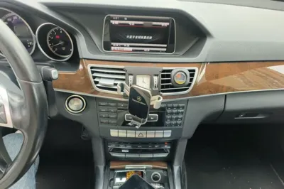 Mercedes-Benz E-Class 2015, 105100 км, за 83601.43 CNY - фото 12