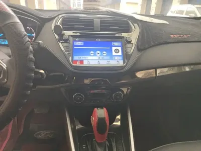 Ford Escort 2017, 128400 км, за 23900 CNY - фото 13