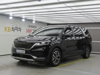 Kia Canival · 2023 год