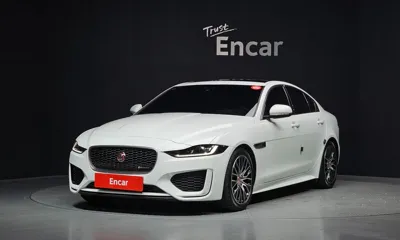 Jaguar XE · 2020 год