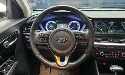 Kia Niro 2020, 77567 км, за 19800000 KRW - фото 13