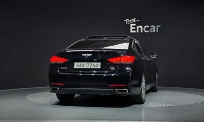 Hyundai Genesis 2016, 122096 км, за 10990000 KRW