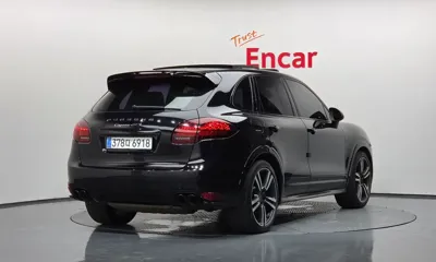 Porsche Cayenne 2013, 328134 км, за 11790000 KRW