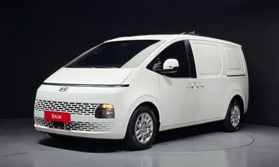 Hyundai Staria · 2023 год