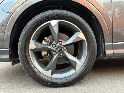 Audi Q3 2022, 23000 км, за 189800 CNY - фото 20
