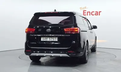 Kia Canival 2019, 120088 км, за 10900000 KRW