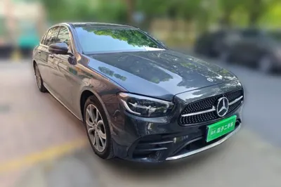 Mercedes-Benz E-Class 2022, 37800 км, за 222383.13 CNY