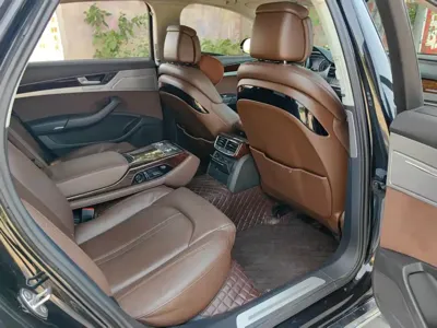 Audi A8 2012, 390000 км, за 58300 CNY - фото 10