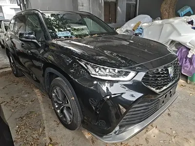 Toyota Crown Kluger 2026, 100 км, за 261800 CNY