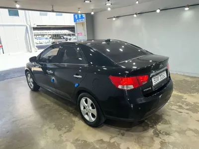 Kia Porte 2009, 113442 км, за 3500000 KRW