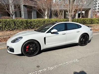 Porsche Panamera · 2020 год