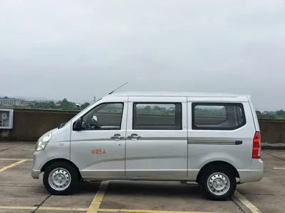 Wuling Rongguang S 2022, 40000 км, за 23800 CNY