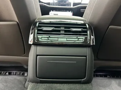 Audi A8 2026, 1000 км, за 618800 CNY - фото 20
