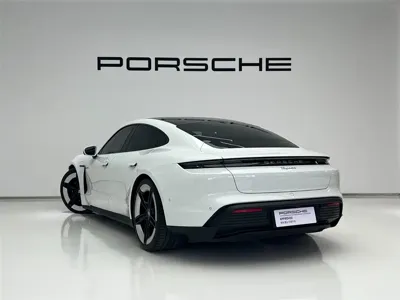 Porsche Taycan 2026, 2000 км, за 818000 CNY - фото 3