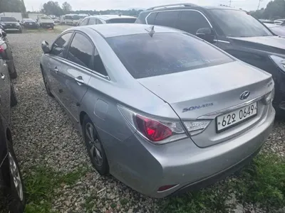 Hyundai Sonata 2012, 203513 км, за 2500000 KRW - фото 3