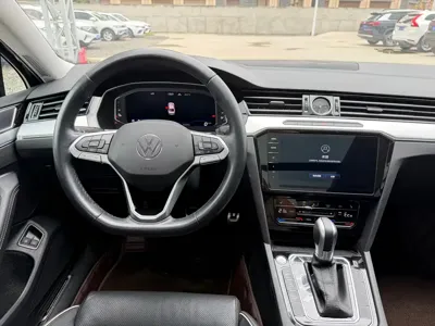 Volkswagen 迈腾 PHEV 2024, 26000 км, за 109800 CNY - фото 11