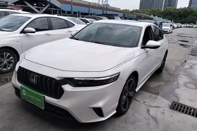 Honda Inspire · 2023 год