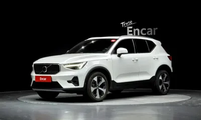 Volvo XC40 · 2025 год