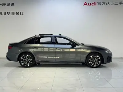 Audi A4L 2023, 51000 км, за 149800 CNY