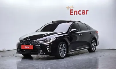 Kia K5 · 2016 год