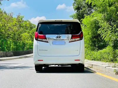 Toyota Alphard 2017, 100000 км, за 358000 CNY - фото 5