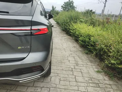 Roewe RX5 New Energy 2023, 37400 км, за 69733.22 CNY - фото 7